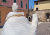 Ancora vandalizzata la statua di Giannino Massarotto, sconcerto e preoccupazione