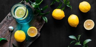 Bere acqua e limone al mattino fa bene? Cosa dice lo scienziato