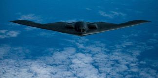 Notte ‘illuminata’ dalle bombe e esplosione perfetta, i segreti dell’attacco Usa all’Iran