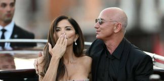 Nozze Bezos, “abbiamo condiviso un sogno”: i neosposi salutano Venezia