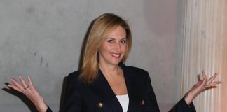 Chiara Giallonardo incinta a 46 anni, gli insulti social dopo l’annuncio