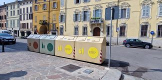 City bin via da Sant’Agnese, aggiunto contenitore per la plastica in via Cavour