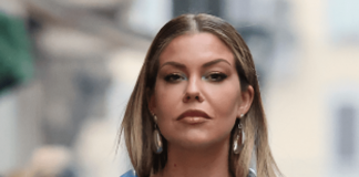 Costanza Caracciolo scopre di avere una diastasi: “Mi dicevano che sembravo incinta”