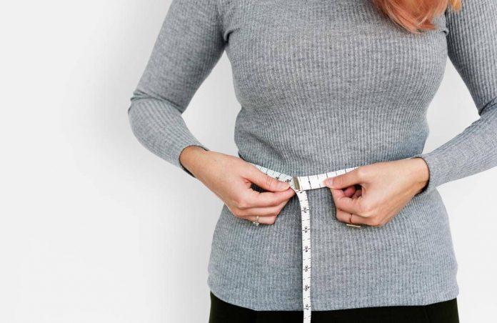 donna_pancia_dieta_123rf
