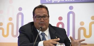 Durigon: “Agevolazioni per chi resta o torna in Italia, pdl in discussione in manovra”