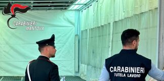 Lavoratori clandestini e attestati di sicurezza falsi: maxi multa per un cantiere di Porto Mantovano