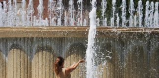Caldo, oggi allerta arancione in 7 città per le alte temperature