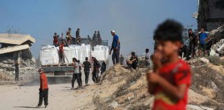 Gaza, Israele interrompe fornitura aiuti nel nord