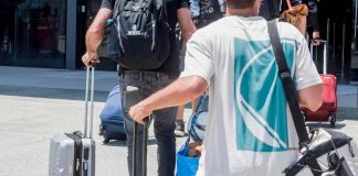 Italiani in fuga dall’Iran, Farnesina: “Partito un nuovo convoglio”