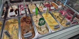 Caro-gelato, ma la voglia non passa. Tra i gusti impazza il caramello