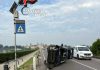 Colpo di sonno sul ponte di San Giorgio: auto ribaltata, paura per un 20enne