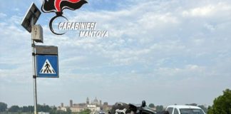 Colpo di sonno sul ponte di San Giorgio: auto ribaltata, paura per un 20enne