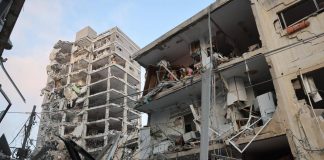 Israele-Iran, nuova notte di raid: Teheran colpisce Tel Aviv e Gerusalemme. Trump: “Colpiremo, se attaccati”