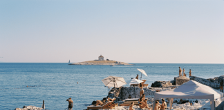 Vacanze, in fuga da overtourism? Ecco le mete meno affollate per l’estate secondo Evaneos