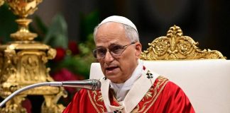 Papa, messa a San Pietro: imposto il Pallio ai nuovi metropoliti