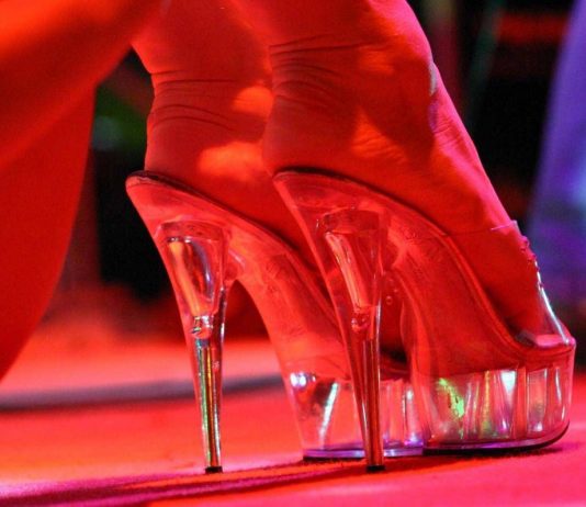 Giro di prostituzione da 300mila euro al mese, coinvolto il Mantovano: arrestati due latitanti