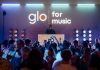 “glo for music”, a Fregene esibizione live a sorpresa di Tananai