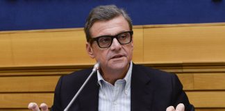 Calenda “Lontani dal campo largo. A Roma con la destra? Solo gossip”