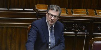 G7, Giorgetti “Preoccupano incertezza economica e svalutazione dollaro”