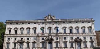 Fine vita, Consulta “Inammissibile farmaco somministrato da altri”