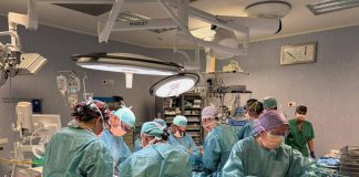 Tumori, mandibola ricostruita con un osso della gamba nel Milanese