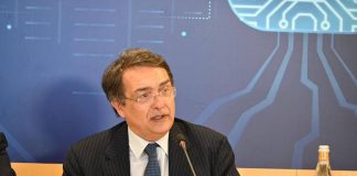 Lasorella (Agcom): “Adattare regolazione servizi cloud per agevolare Pmi”