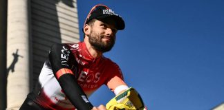 Tour de France, Ganna cade nella prima tappa e si ritira
