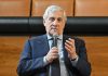 Tajani torna sullo ius scholae: “Preferite i maranza o i ragazzi che vanno a scuola?”