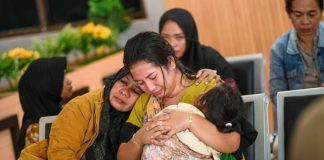 Indonesia, affonda traghetto: 4 morti, 38 i dispersi