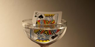 Il Casinò di Campione d’Italia torna in gioco mentre il mondo punta tutto sul digitale