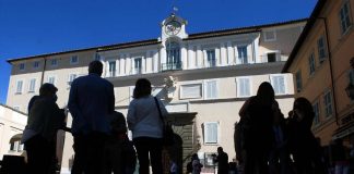 Papa a sorpresa a Castel Gandolfo, la trasferta di Leone “per esaminare lo stato dei lavori”