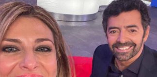 Claudia Adamo è morta, la meteorologa Rai aveva 51 anni. Alberto Matano: “Era una ragazza speciale”