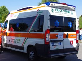 Eremo, preso a coltellate durante la lite: 19enne finisce al Poma