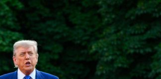Dazi Usa, Trump invia oggi le prime lettere e minaccia: “+10% ai pro-Brics”
