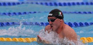 Mondiali nuoto 2025, chi è Simone Cerasuolo oro nei 50 rana