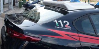 Ubriaco infastidisce i clienti di un ristorante. I carabinieri lo trovano con un coltello in tasca. Denunciato