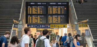Sciopero, anche oggi stop dei treni: orari, fasce garantite e rimborsi