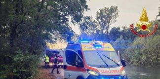Milano, ondata di maltempo: una donna muore colpita da un albero
