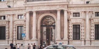 Inchiesta urbanistica Milano, Fdi: “Dimissioni giunta Sala unica opzione seria”