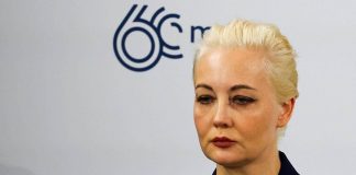 Gergiev, direttore orchestra russo invitato in Italia. Julija Navalnaja: “E’ complice di Putin”
