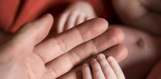 Estate: in viaggio col bebè sì, no, dove e come? Il vademecum dei medici
