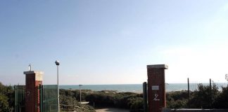 Ostia, spiagge Cancelli senza bagni e bagnini: diffida del Codacons al Comune di Roma