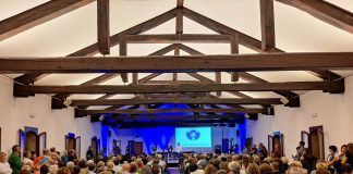 Festivaletteratura più forte del maltempo: Sala delle Capriate gremita alla presentazione