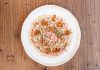 Tradizione e creatività, Sücar Brüsc rinnova il menù: tartare di storione e risotto morenico