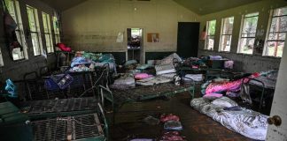 Alluvione Texas, oltre 50 i morti: 15 sono bambini. Si cercano i dispersi