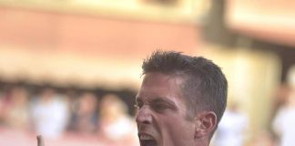 Palio di Siena, Oca vince e Tittia fa 11: chi è il fantino