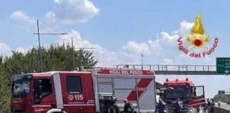 Brescia, ultraleggero precipita su raccordo autostradale: due morti