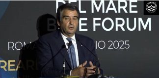 Mare, Fitto: “Semplificazione e riforme specifiche per promuovere l’economia del mare”