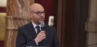 Fontana “Serve più determinazione contro le violenze ai cristiani”