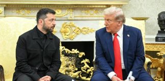 Zelensky con vestito ‘normale’ alla Casa Bianca, Trump: “Stai benissimo”